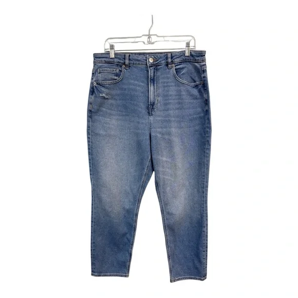 American Eagle Women's Petite 14 Short 14P 14S MOM JEAN Blue Distressed - Picture 1 of 6